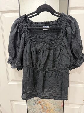 Old Navy Black Square-Neck Embroidered Puff Sleeve Blouse